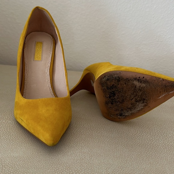 Yellow heels - Picture 2 of 4